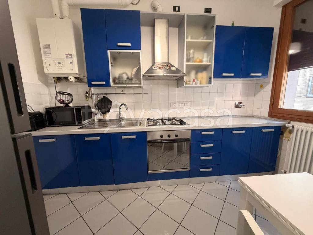 appartamento in vendita a Bologna in zona Quartiere Porto