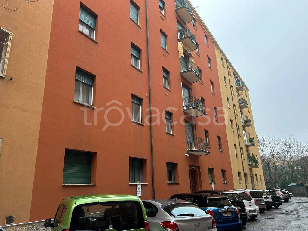 appartamento in vendita a Bologna in zona Quartiere Porto