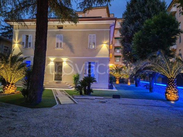 casa indipendente in vendita a Bologna in zona San Vitale