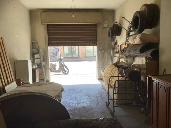 negozio in vendita a Bologna in zona Bolognina