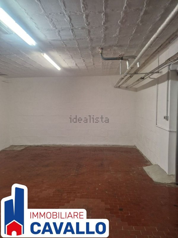 locale di sgombero in vendita a Bologna in zona San Donato