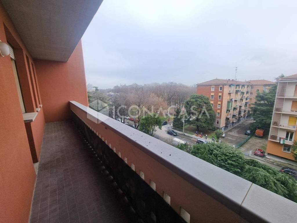 appartamento in vendita a Bologna in zona Bolognina