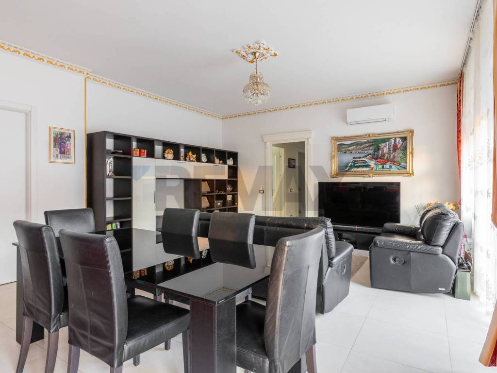 appartamento in vendita a Bologna in zona Quartiere Porto