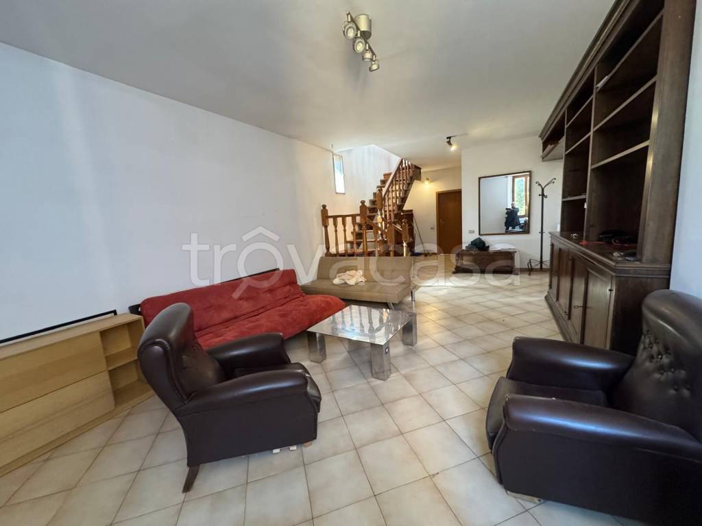 appartamento in vendita a Bologna in zona Santo Stefano