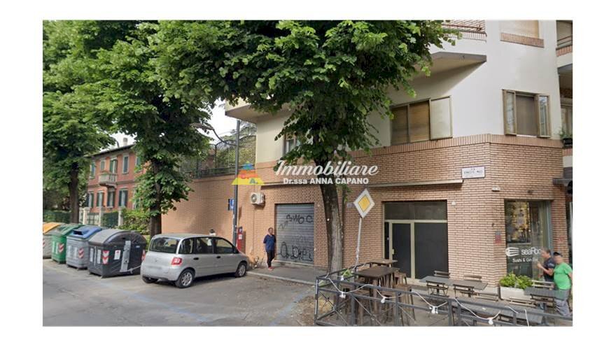 negozio in vendita a Bologna