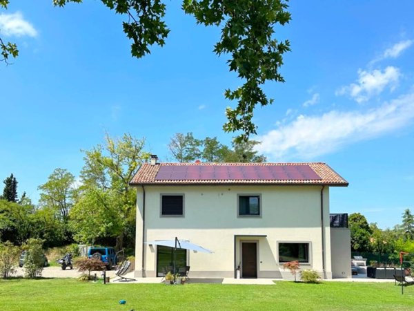 casa indipendente in vendita a Bologna in zona Santo Stefano