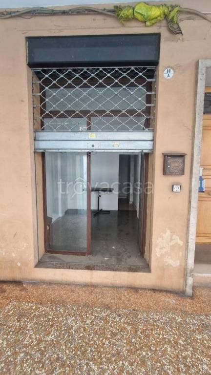 negozio in vendita a Bologna