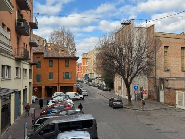 appartamento in vendita a Bologna in zona Centro Storico
