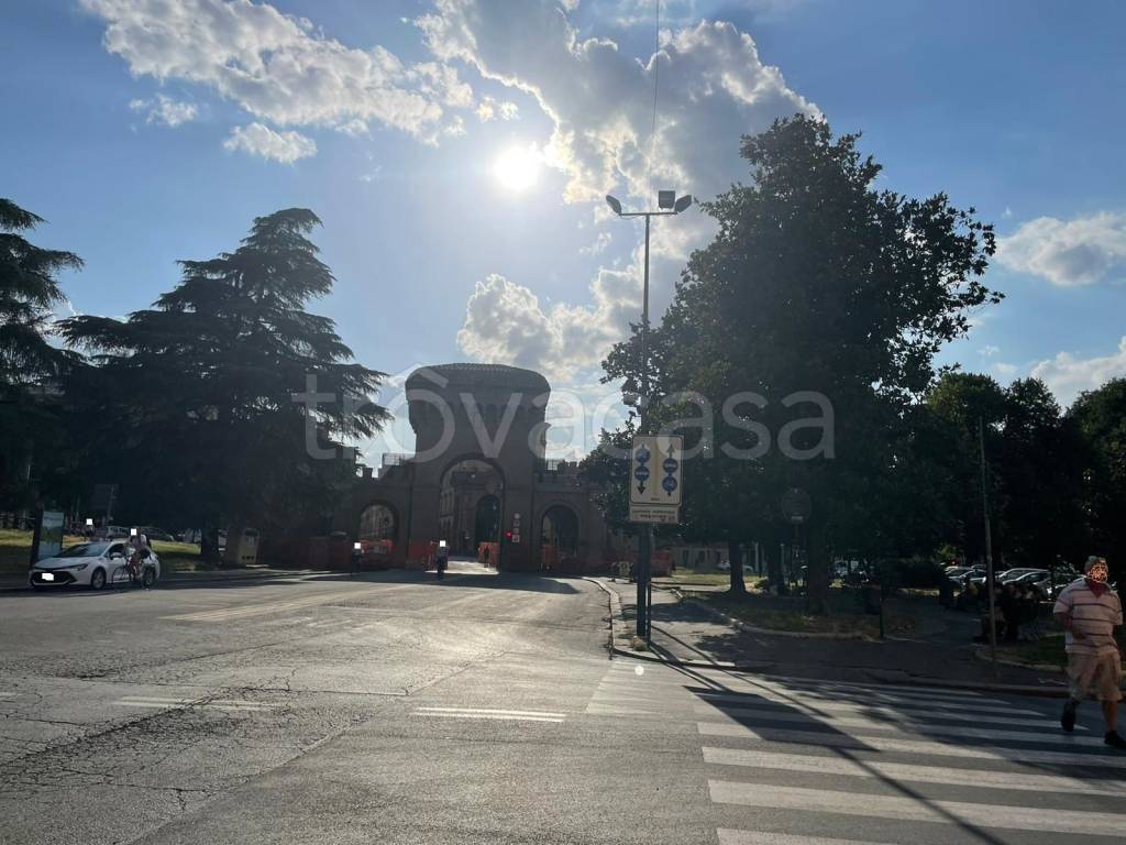 appartamento in vendita a Bologna in zona Saragozza