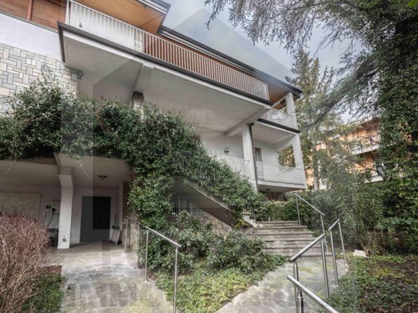 casa indipendente in vendita a Bologna in zona Savena
