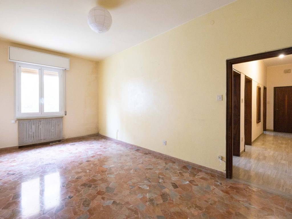 appartamento in vendita a Bologna in zona Saragozza