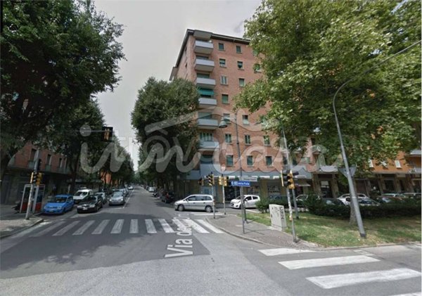 negozio in vendita a Bologna in zona Murri