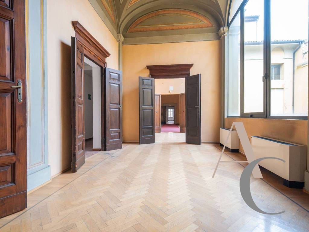 appartamento in vendita a Bologna in zona Centro Storico