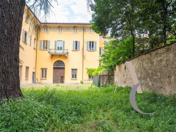 appartamento in vendita a Bologna in zona Centro Storico