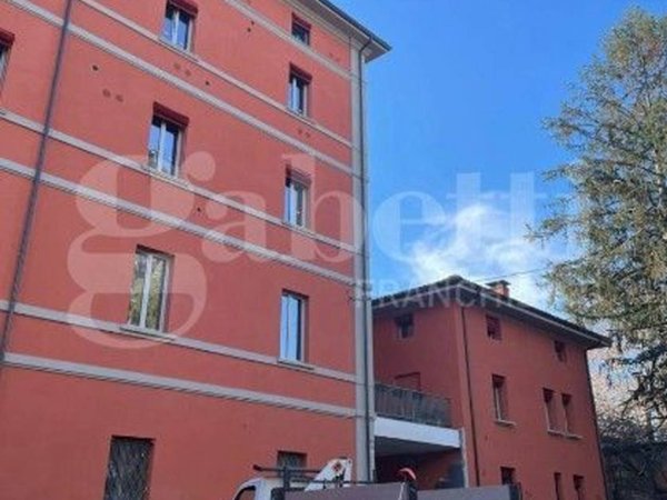 appartamento in vendita a Bologna in zona Colli