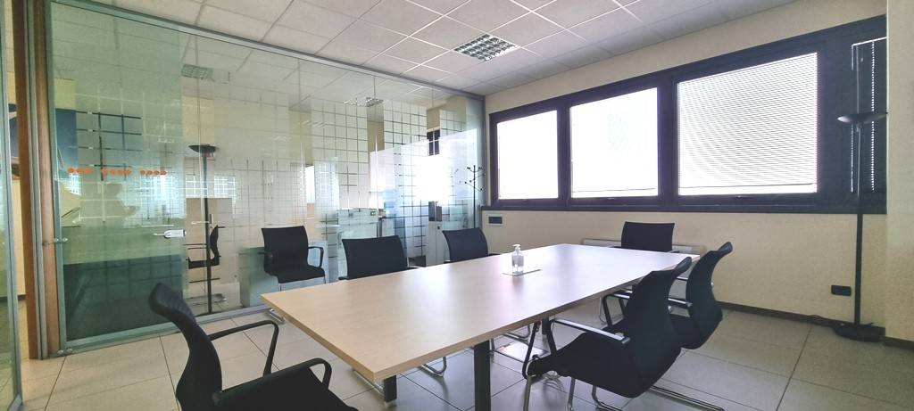 ufficio in vendita a Bologna in zona Corticella