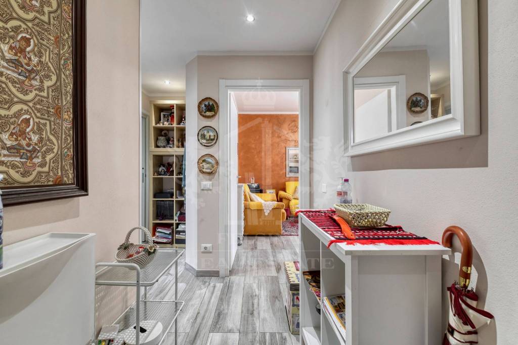 appartamento in vendita a Bologna in zona Saffi