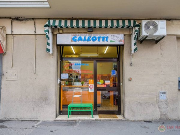 negozio in vendita a Bologna in zona San Donato