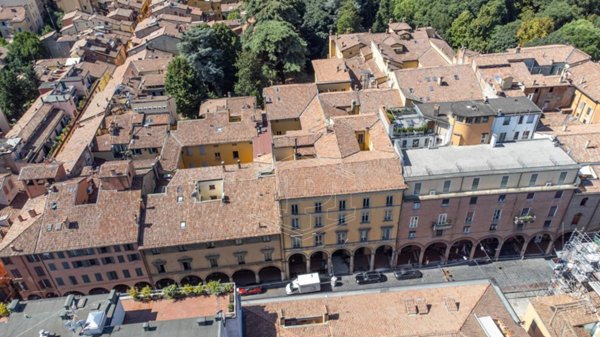 appartamento in vendita a Bologna in zona Centro Storico
