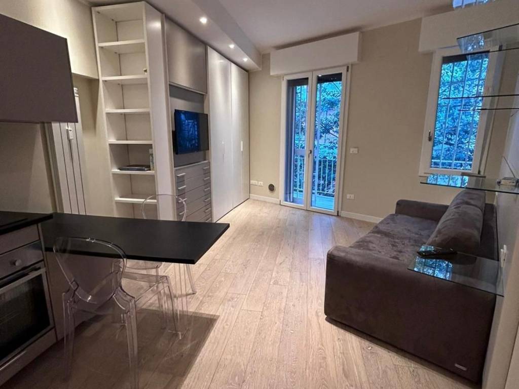 appartamento in vendita a Bologna in zona Santo Stefano