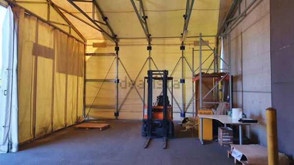 locale di sgombero in vendita a Bologna