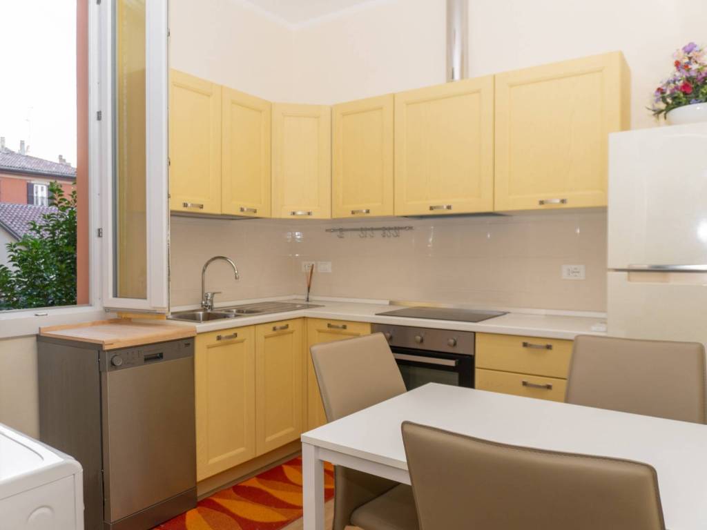 appartamento in vendita a Bologna in zona Saffi