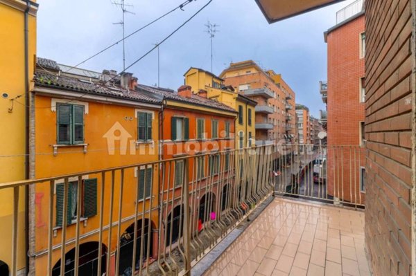 appartamento in vendita a Bologna in zona Quartiere Porto