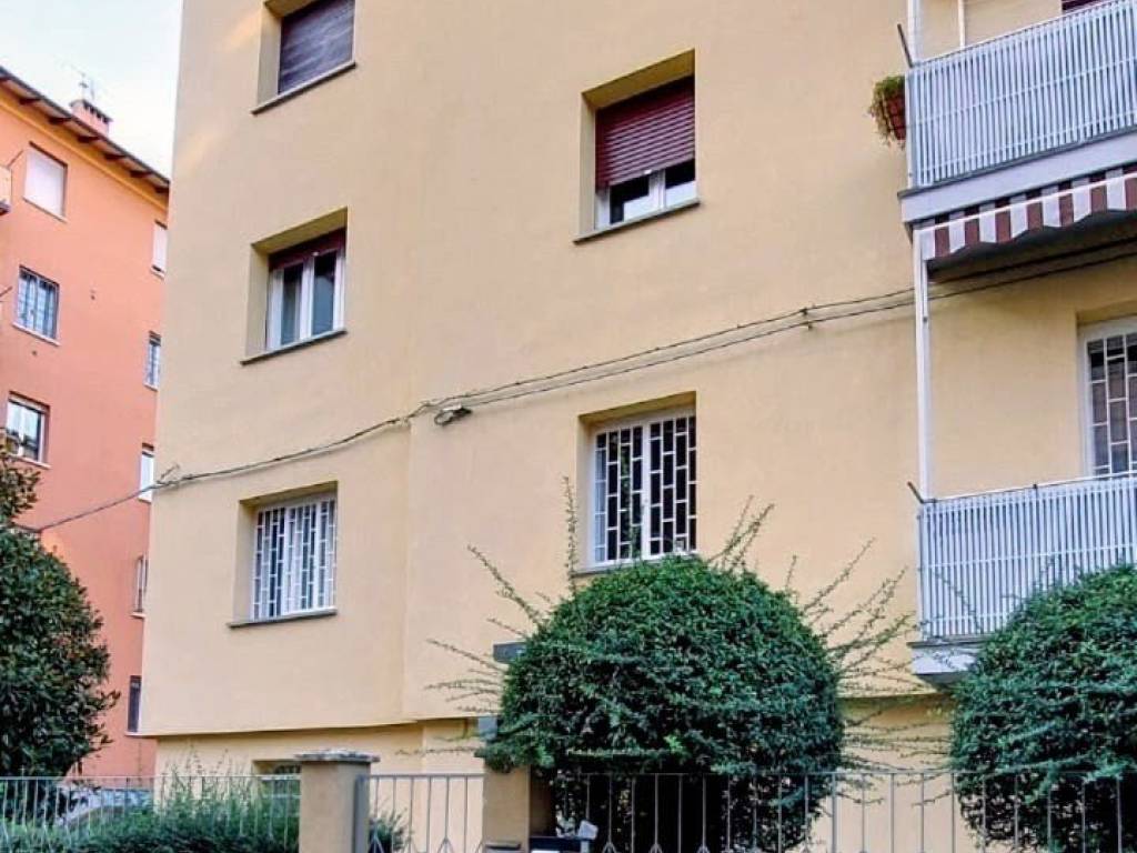 appartamento in vendita a Bologna in zona Savena