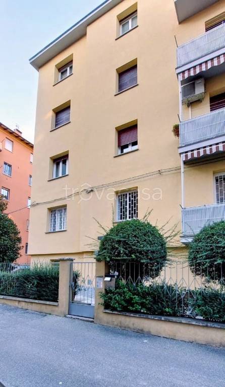 appartamento in vendita a Bologna in zona Centro Storico