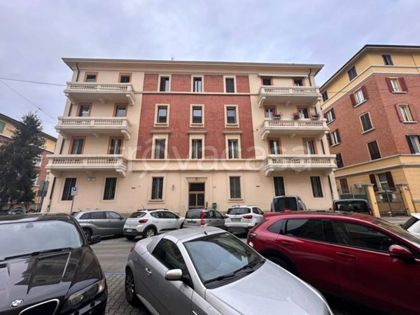 appartamento in vendita a Bologna in zona Saffi