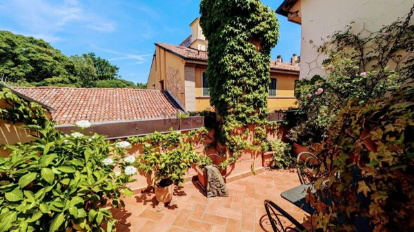 appartamento in vendita a Bologna in zona Santo Stefano