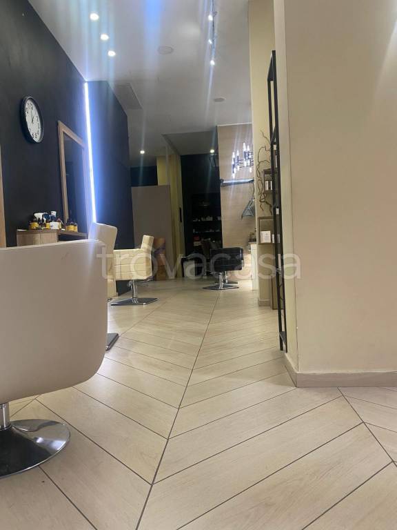 negozio in vendita a Bologna in zona Centro Storico