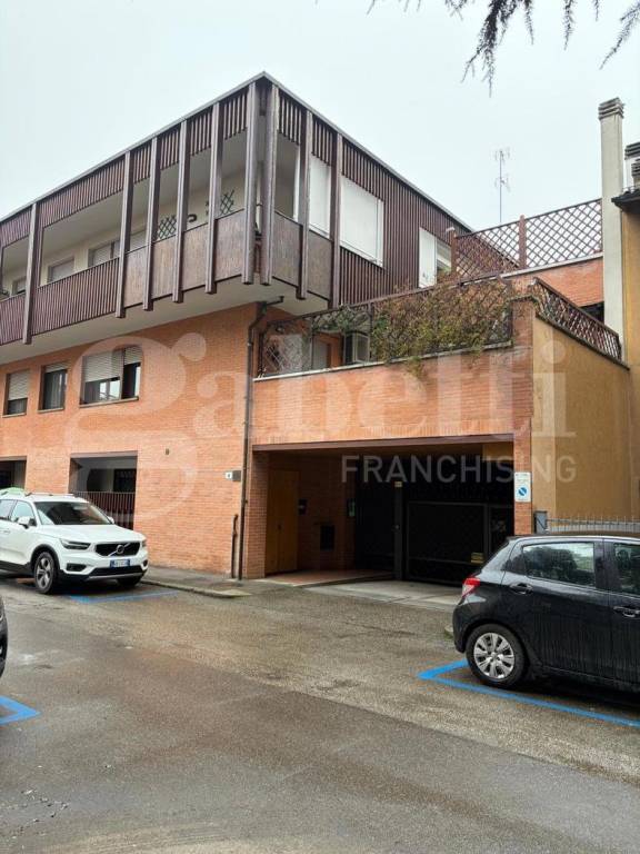 appartamento in vendita a Bologna in zona Bolognina