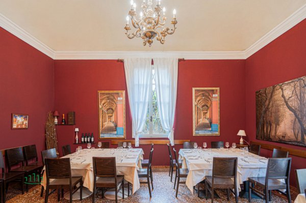 negozio in vendita a Bologna in zona San Donato