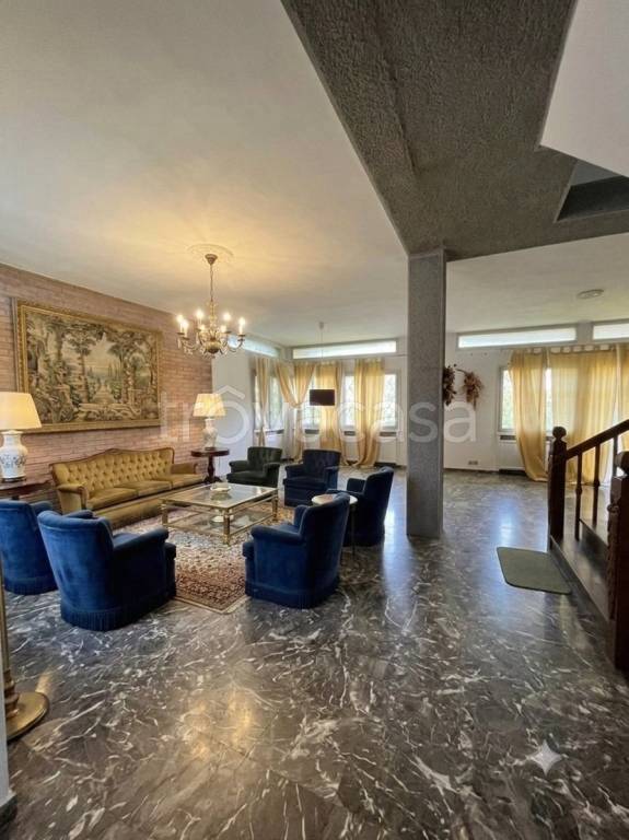 casa indipendente in vendita a Bologna in zona Colli