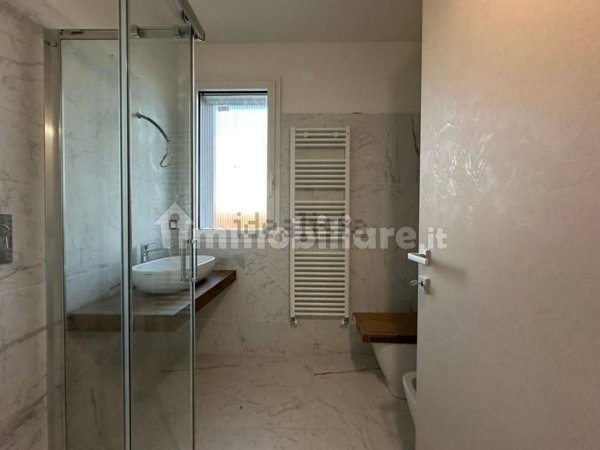 ufficio in vendita a Bologna