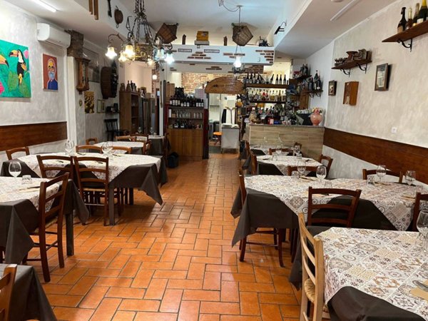 negozio in vendita a Bologna