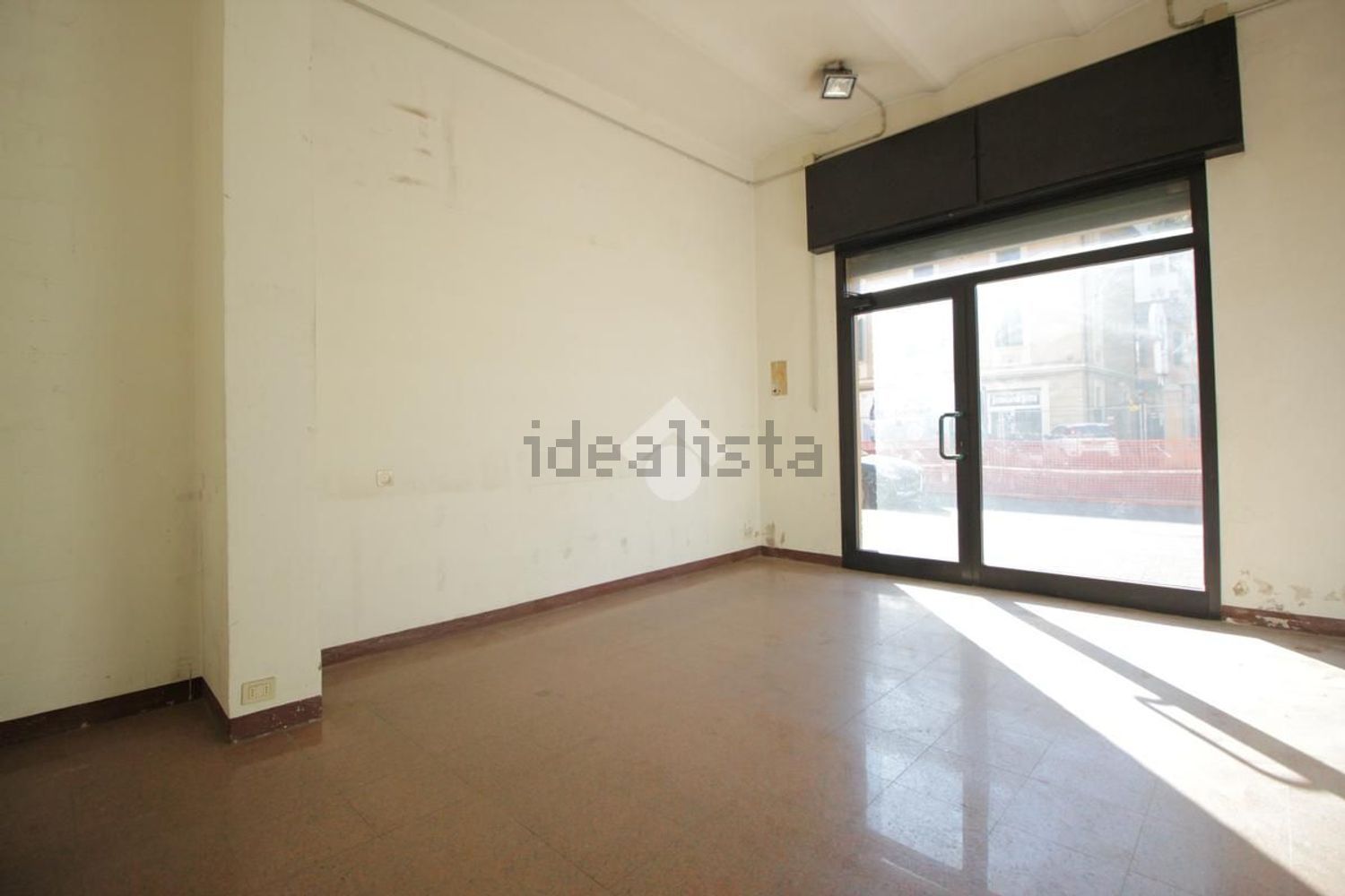 negozio in vendita a Bologna in zona Santa Viola