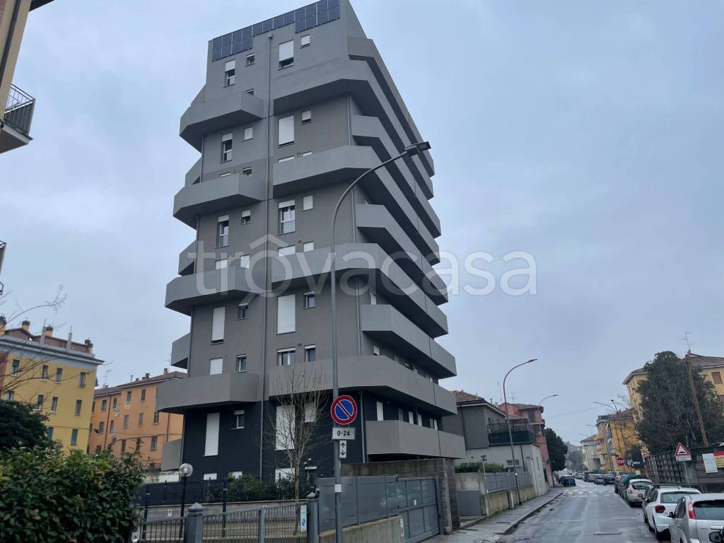 appartamento in vendita a Bologna in zona Bolognina