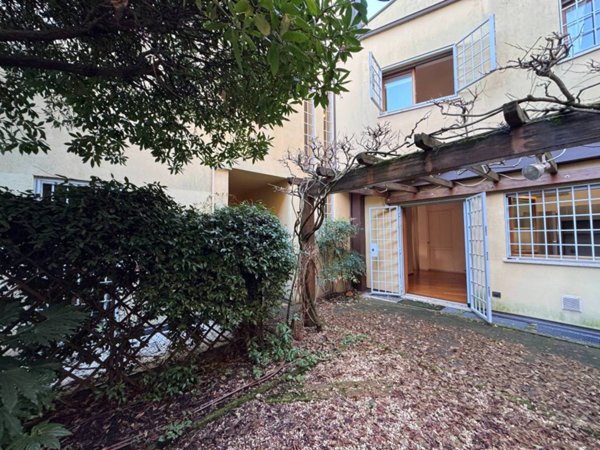 casa indipendente in vendita a Bologna in zona Saragozza