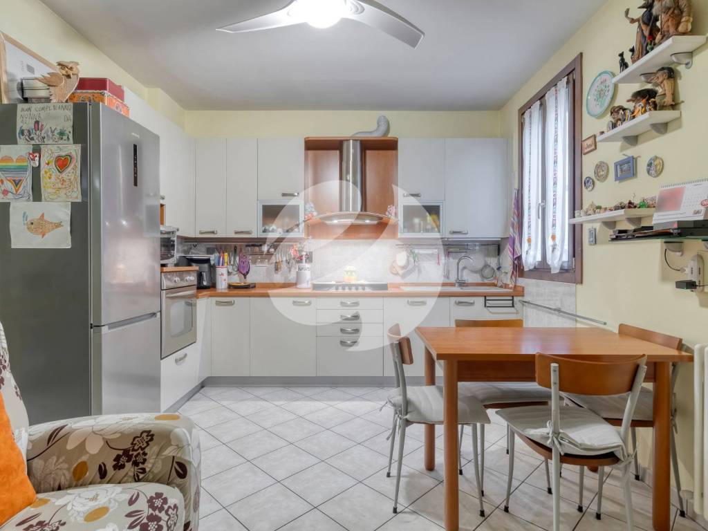 appartamento in vendita a Bologna in zona Aeroporto