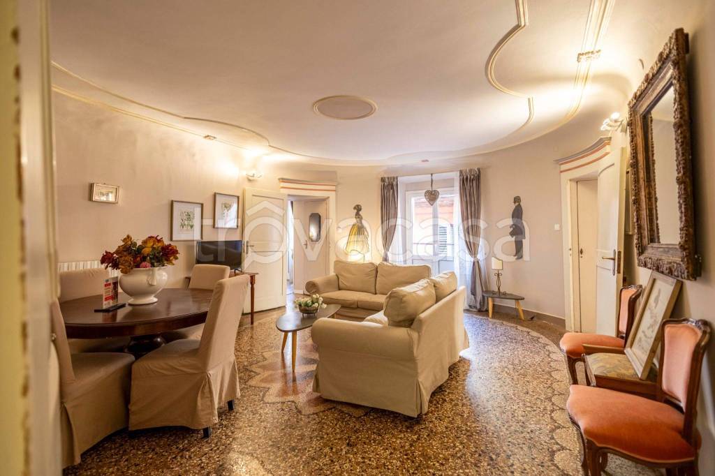 appartamento in vendita a Bologna in zona Centro Storico