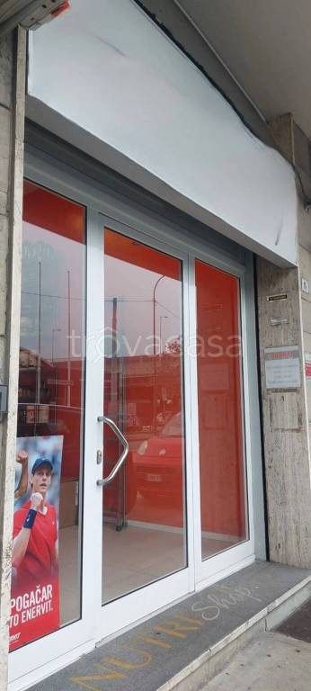 negozio in vendita a Bologna in zona Borgo Panigale