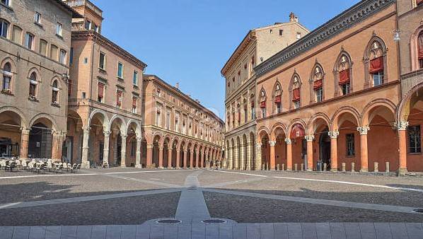 ufficio in vendita a Bologna in zona Santo Stefano