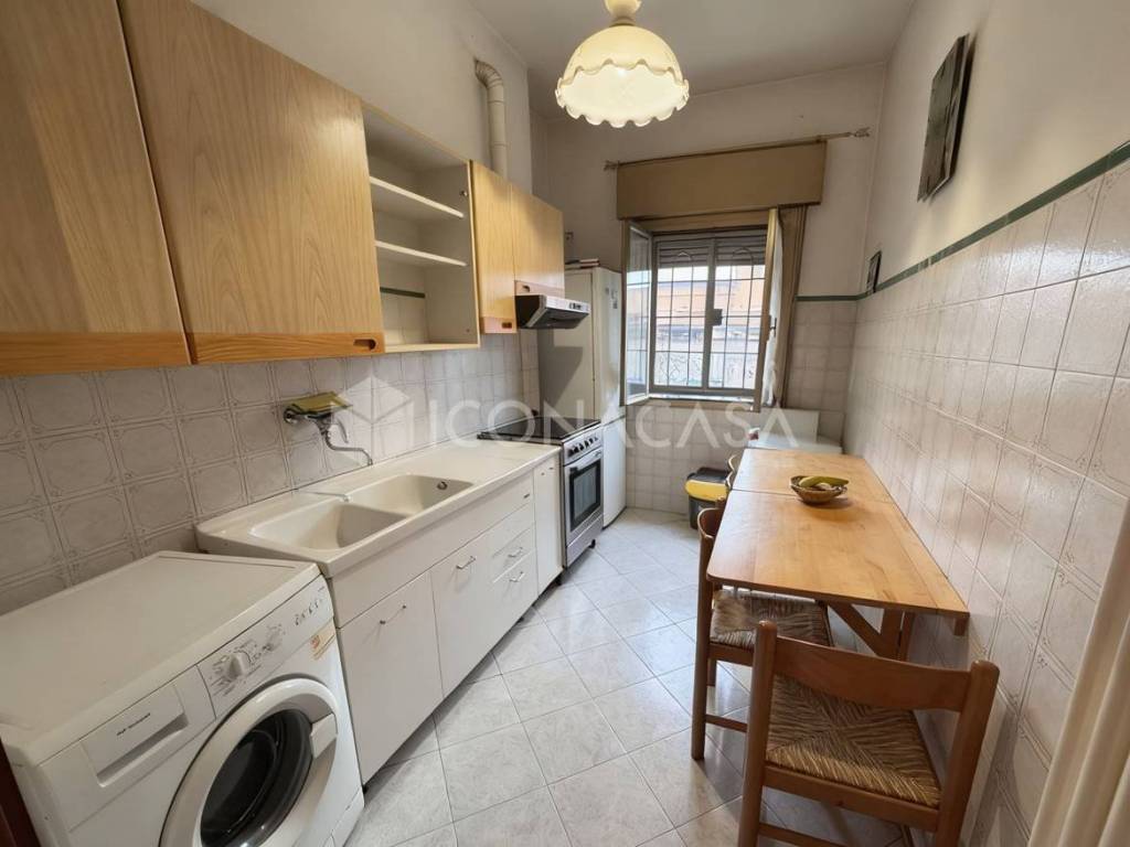 appartamento in vendita a Bologna in zona Saffi