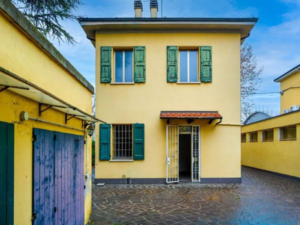 casa indipendente in vendita a Bologna in zona Corticella