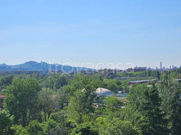 appartamento in vendita a Bologna in zona Savena