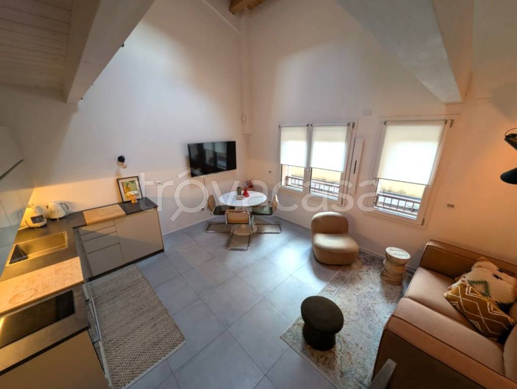 appartamento in vendita a Bologna in zona Quartiere Porto