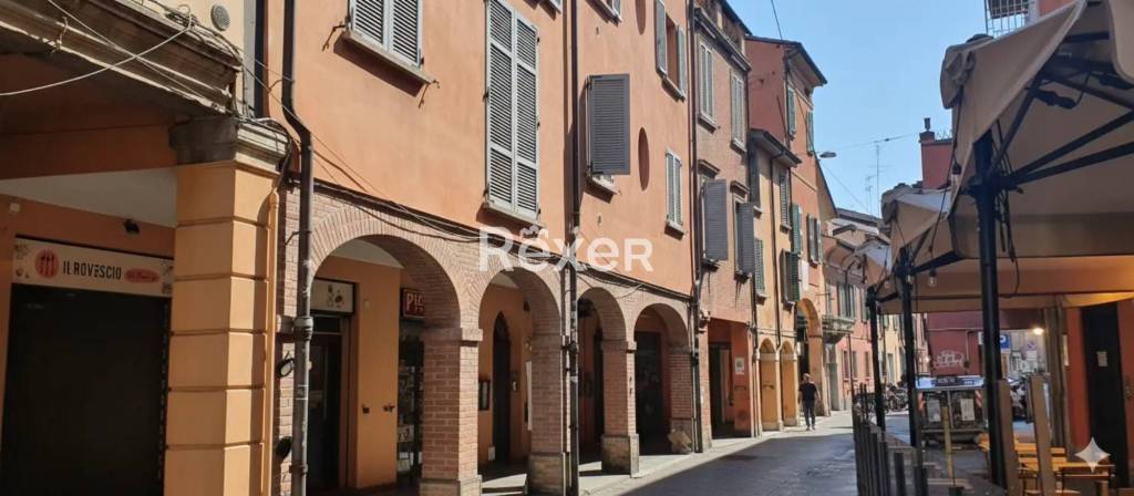 appartamento in vendita a Bologna in zona Centro Storico