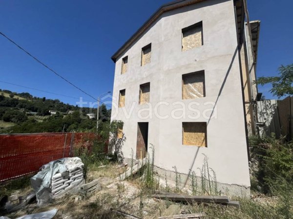 casa indipendente in vendita a Bologna in zona Colli